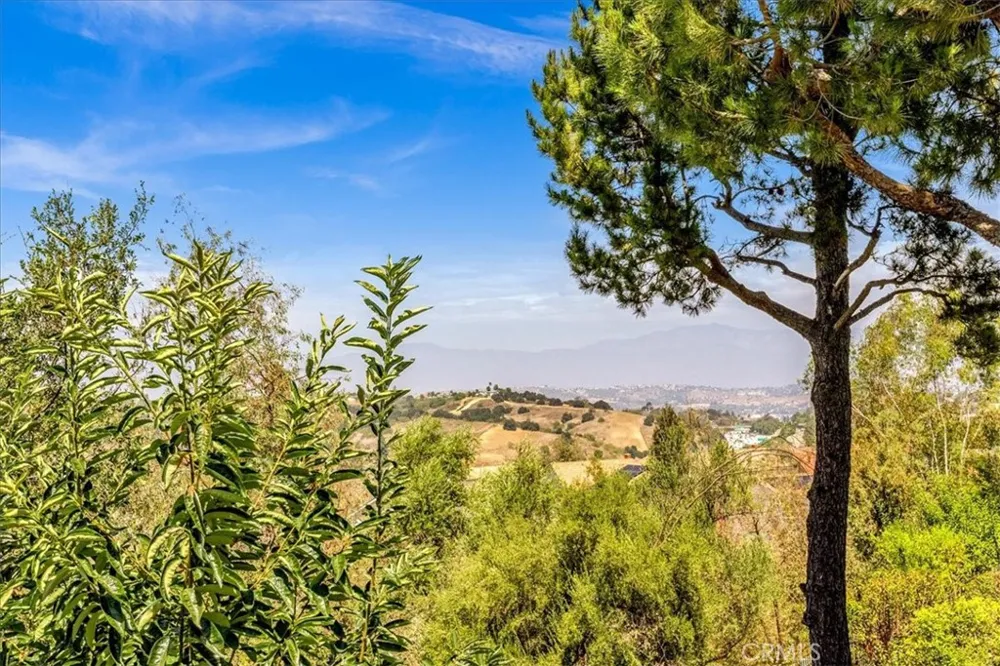 3315 Hawkwood Diamond Bar, CA 91765