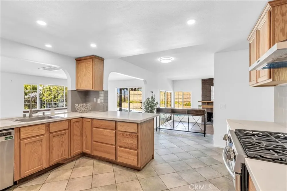 3315 Hawkwood Diamond Bar, CA 91765