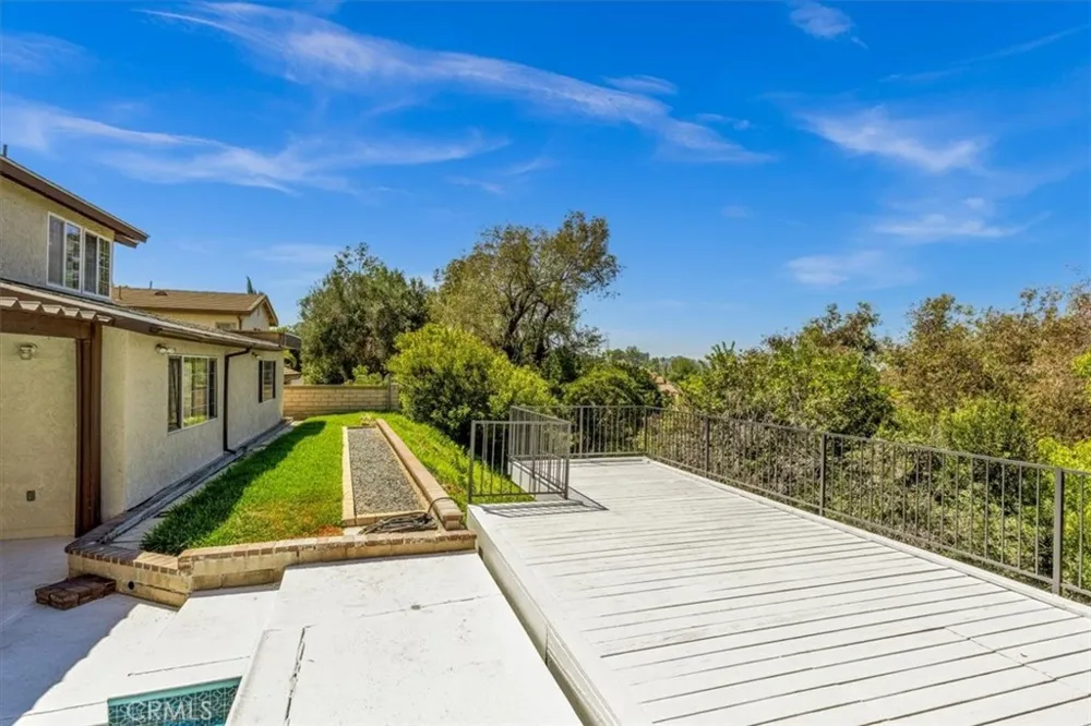 3315 Hawkwood Diamond Bar, CA 91765