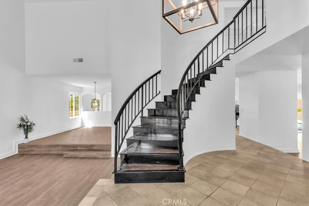 3315 Hawkwood Diamond Bar, CA 91765