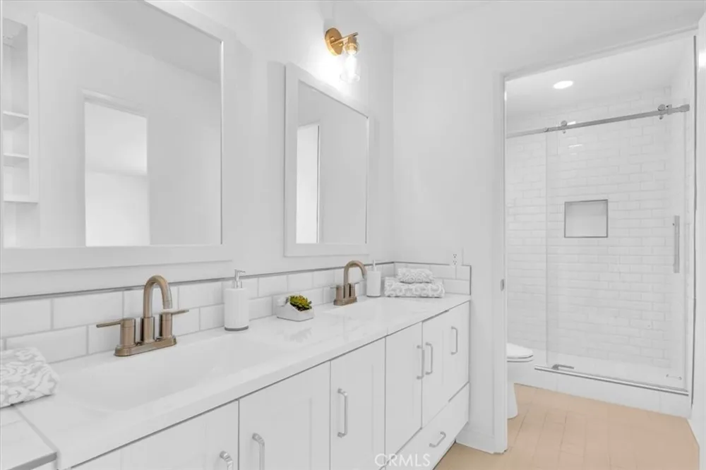 3315 Hawkwood Diamond Bar, CA 91765