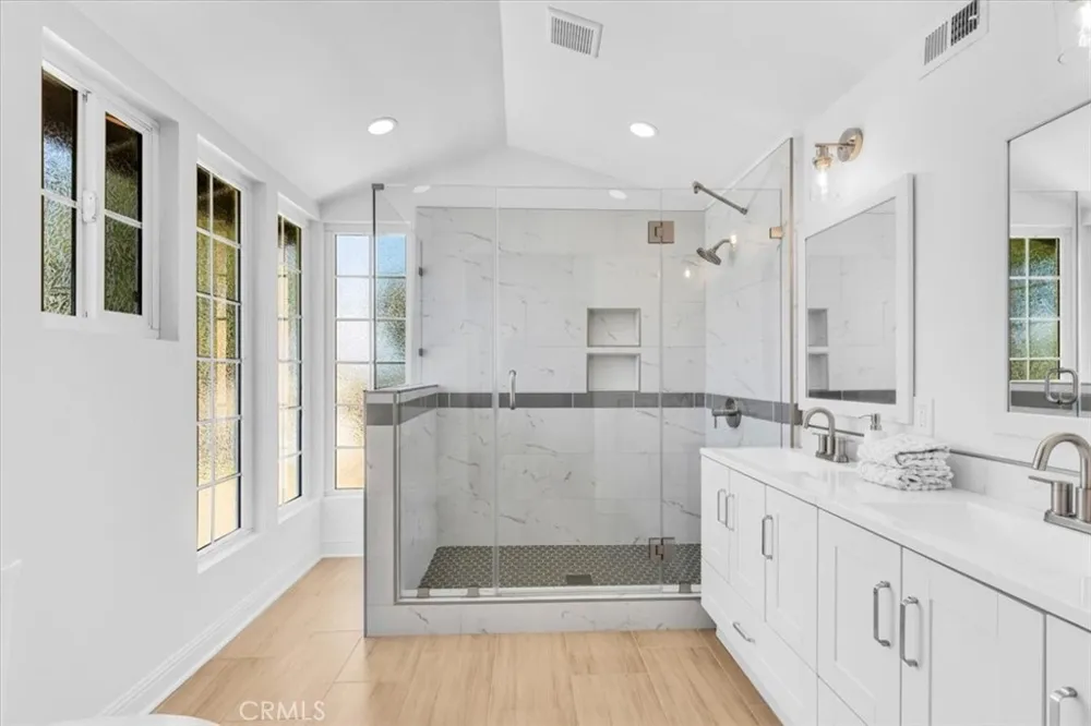 3315 Hawkwood Diamond Bar, CA 91765
