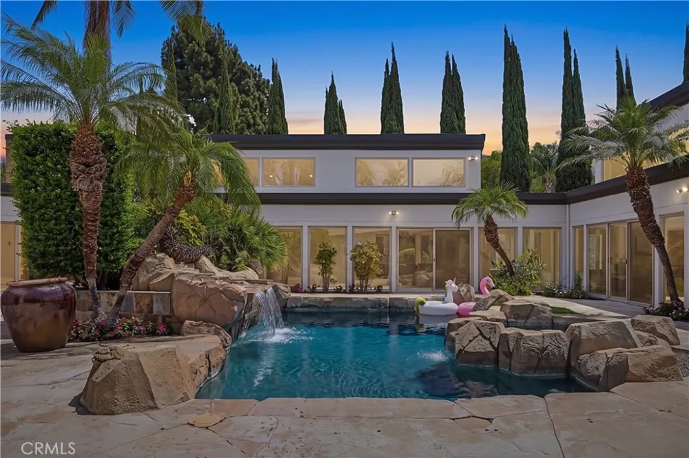 5565 Mountain View Place Yorba Linda, CA 92886