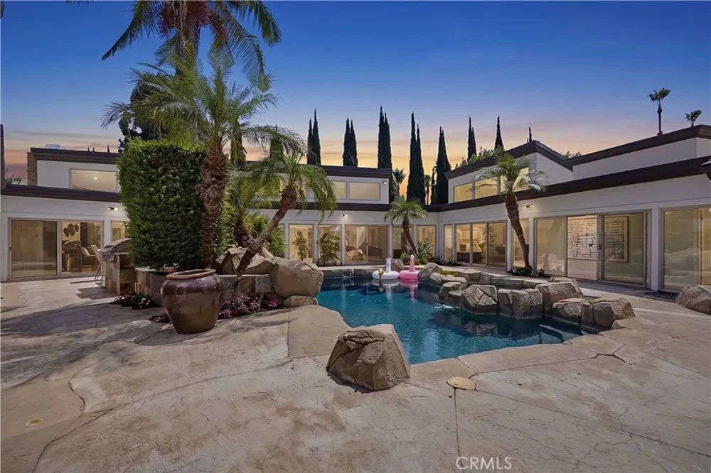 5565 Mountain View Place Yorba Linda, CA 92886