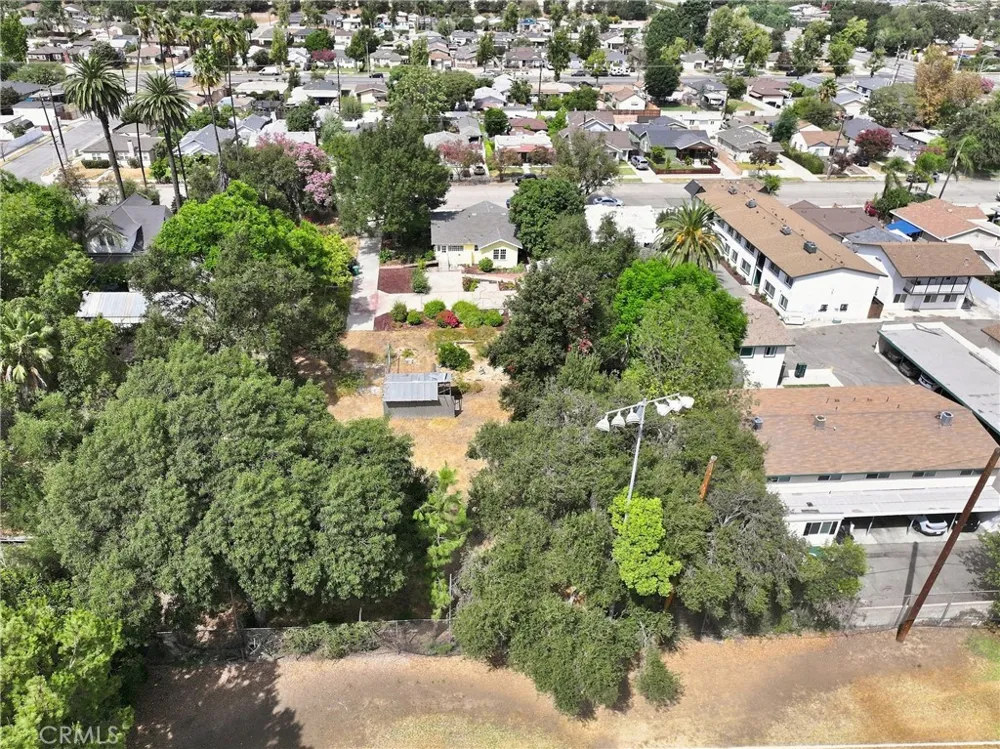 1436 3rd La Verne, CA 91750