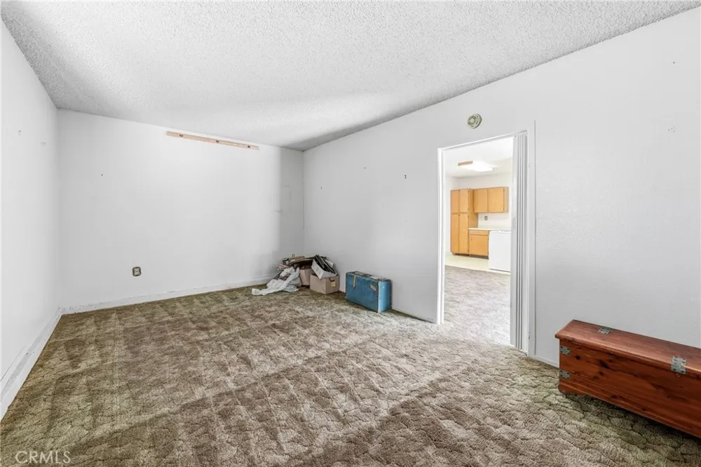 1436 3rd La Verne, CA 91750