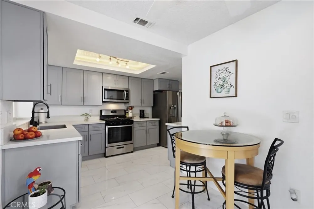 37411 Litchfield Palmdale, CA 93550