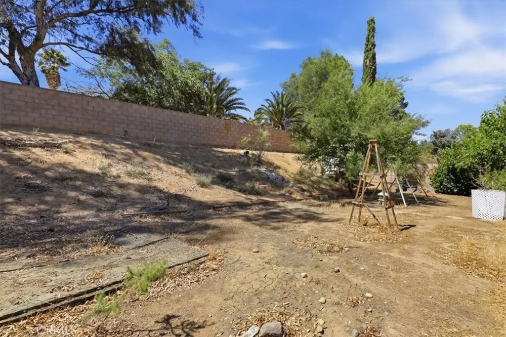 37411 Litchfield Palmdale, CA 93550