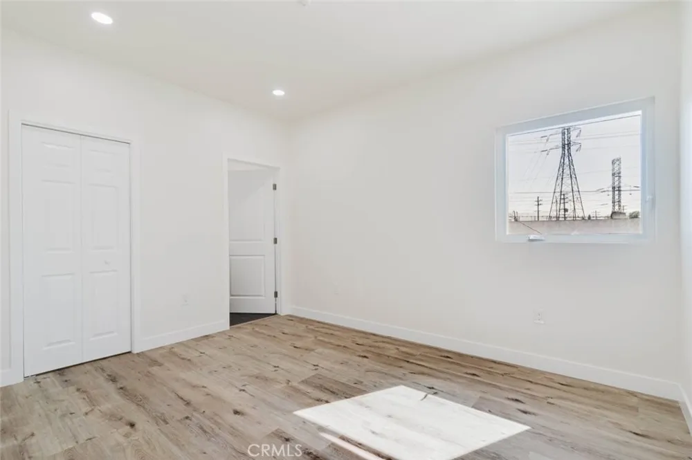 5732 Willowcrest Avenue #2 North Hollywood, CA 91601