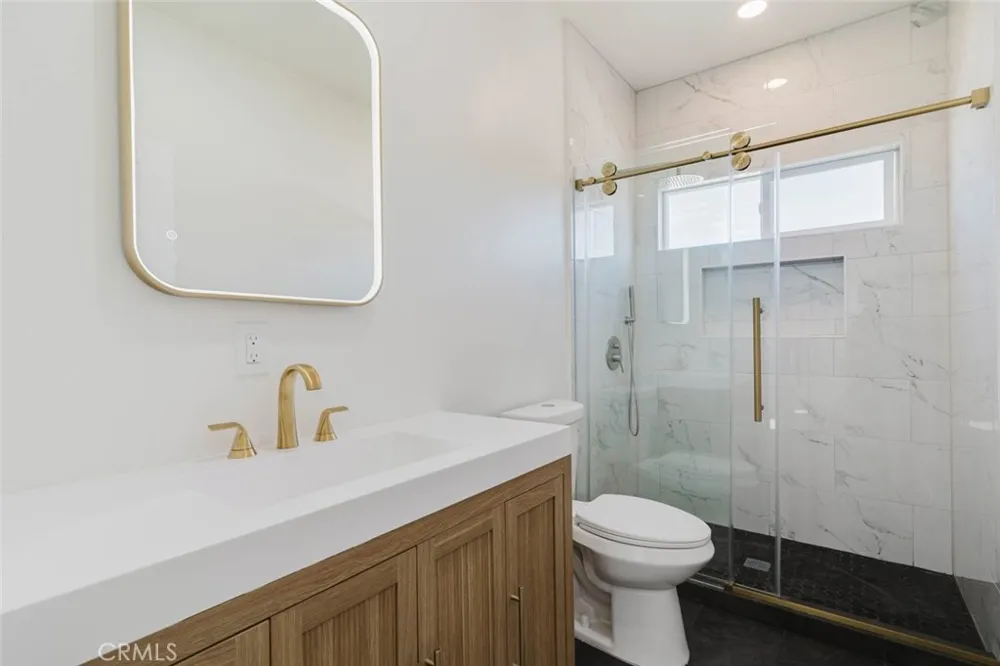 5732 Willowcrest Avenue #2 North Hollywood, CA 91601
