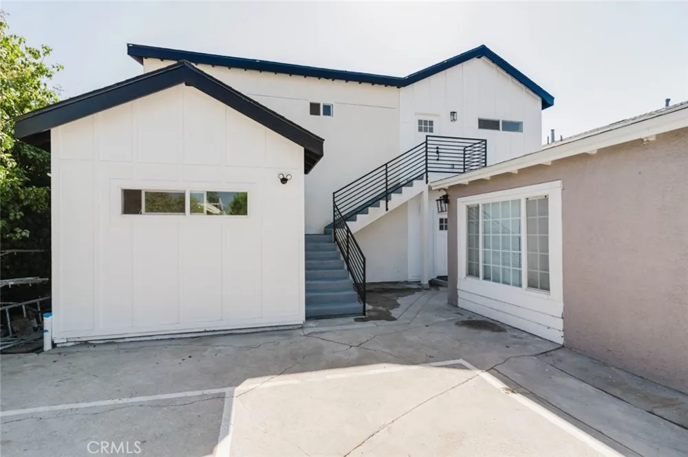 5732 Willowcrest Avenue #2 North Hollywood, CA 91601