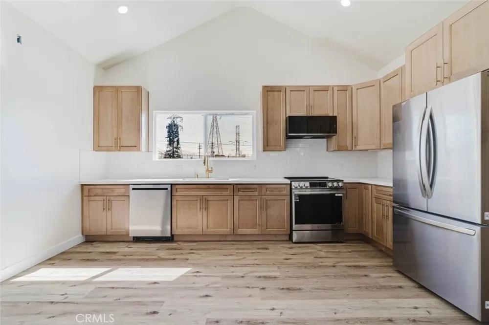 5732 Willowcrest Avenue #2 North Hollywood, CA 91601