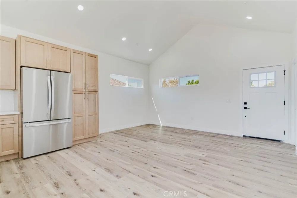 5732 Willowcrest Avenue #2 North Hollywood, CA 91601