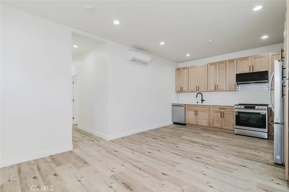 5732 Willowcrest Avenue #2 North Hollywood, CA 91601
