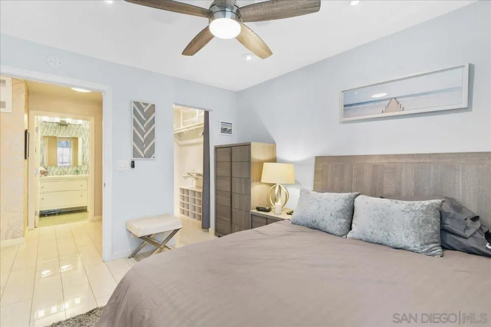 13754 Mango Dr #123 Del Mar, CA 92014