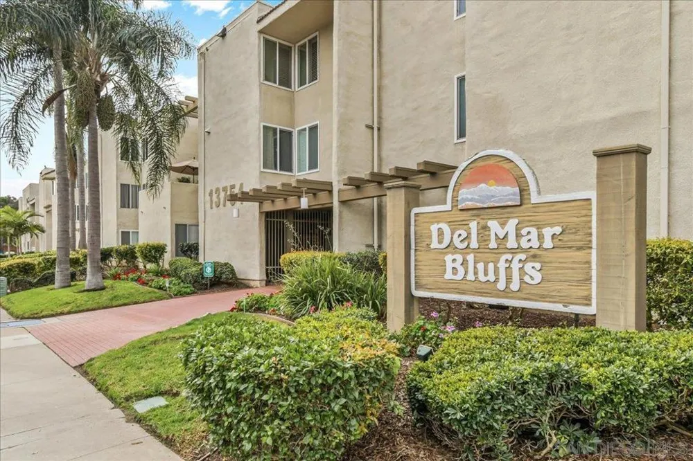 13754 Mango Dr #123 Del Mar, CA 92014