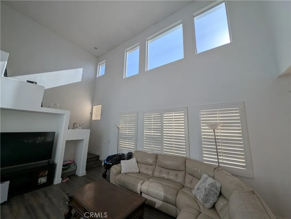 13316 Peashrub Moreno Valley, CA 92553