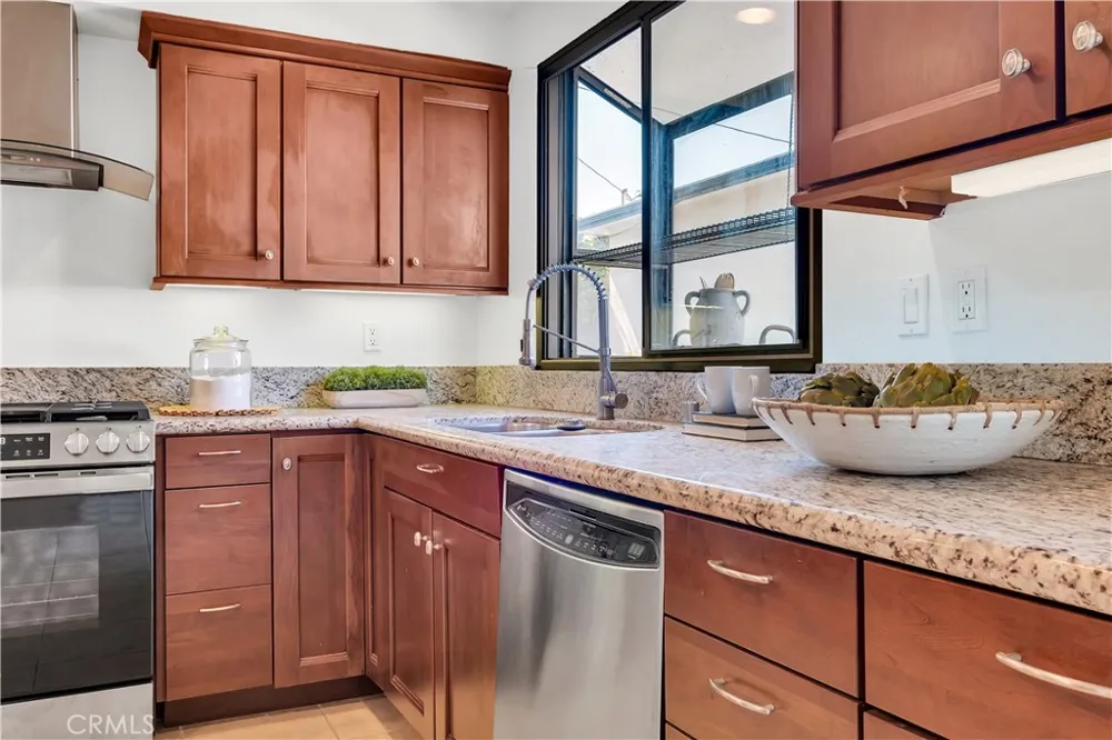 935 Main El Segundo, CA 90245