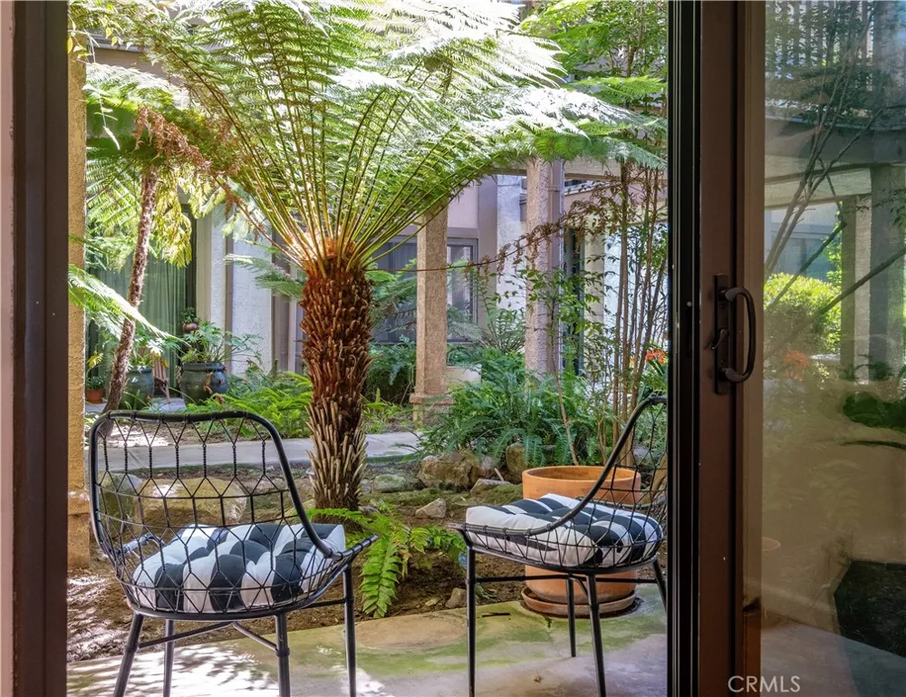 935 Main El Segundo, CA 90245