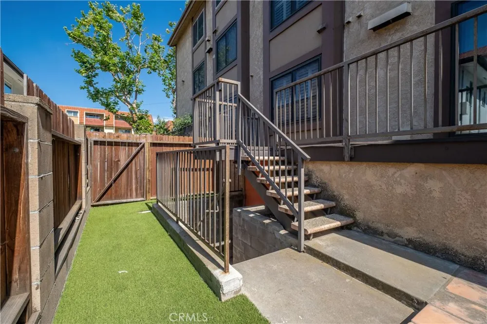 935 Main El Segundo, CA 90245