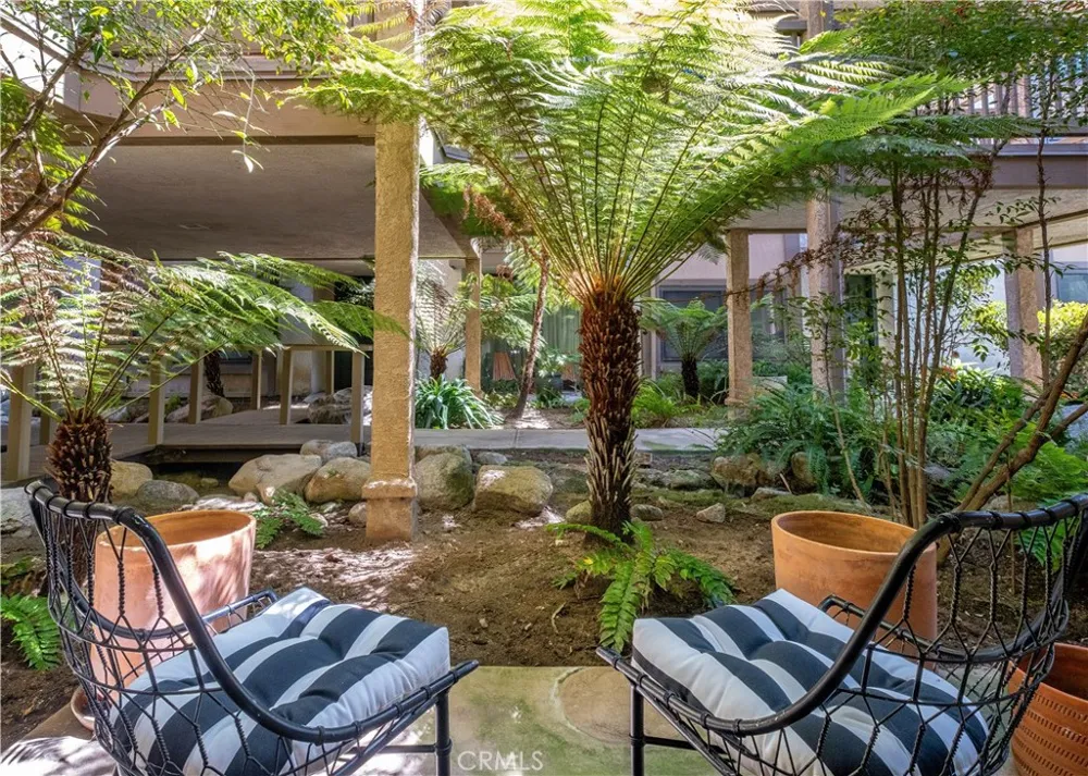 935 Main El Segundo, CA 90245