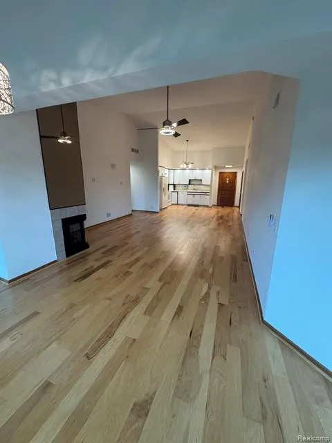 875 Greenview Court #62 Rochester Hills City, MI 48307