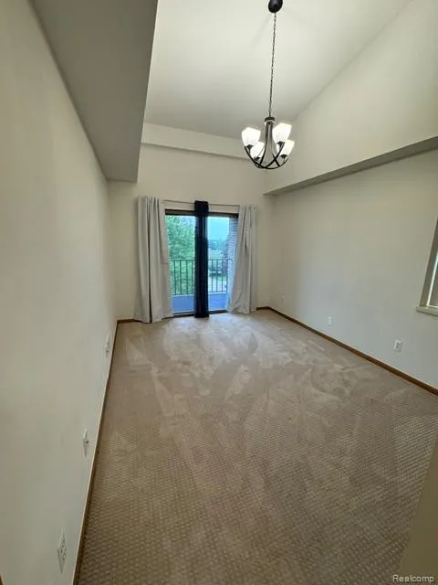 875 Greenview Court #62 Rochester Hills City, MI 48307