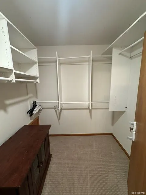 875 Greenview Court #62 Rochester Hills City, MI 48307