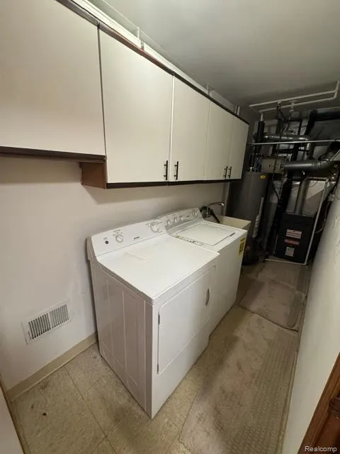 875 Greenview Court #62 Rochester Hills City, MI 48307