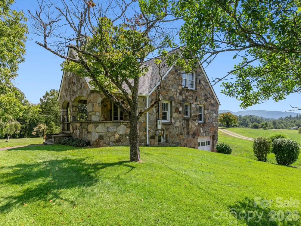 1279 Charlotte Highway Fairview, NC 28730