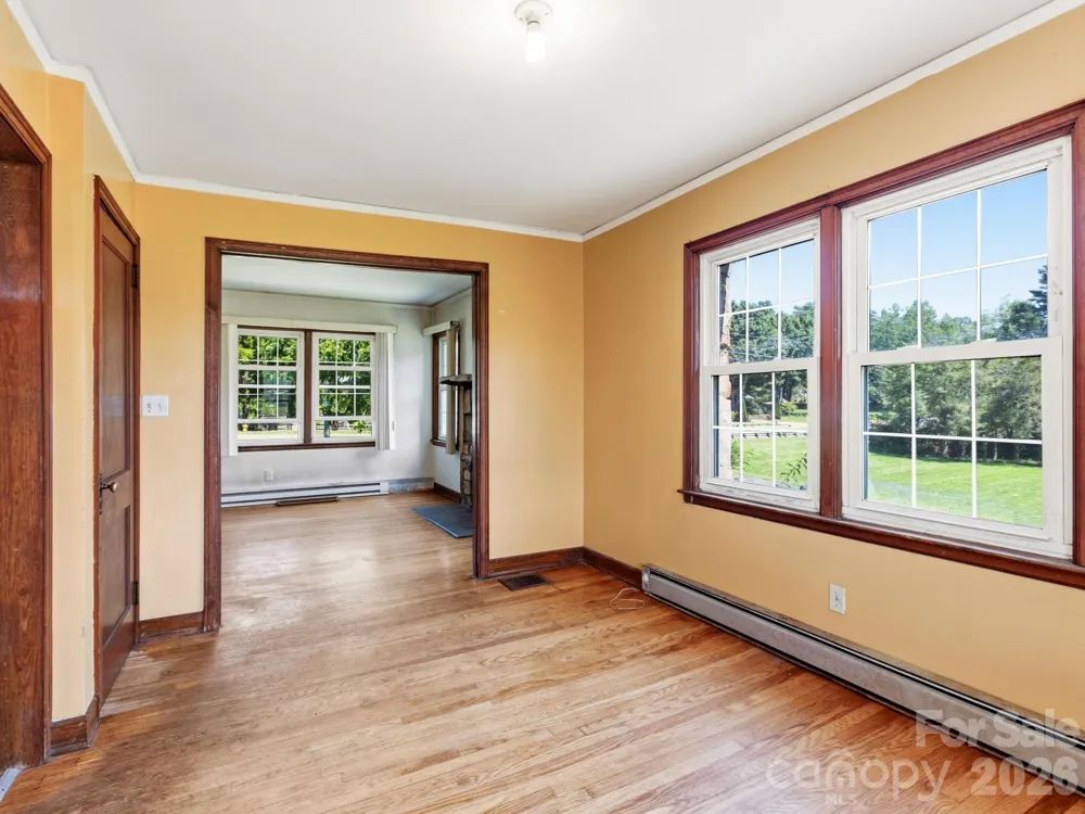1279 Charlotte Highway Fairview, NC 28730