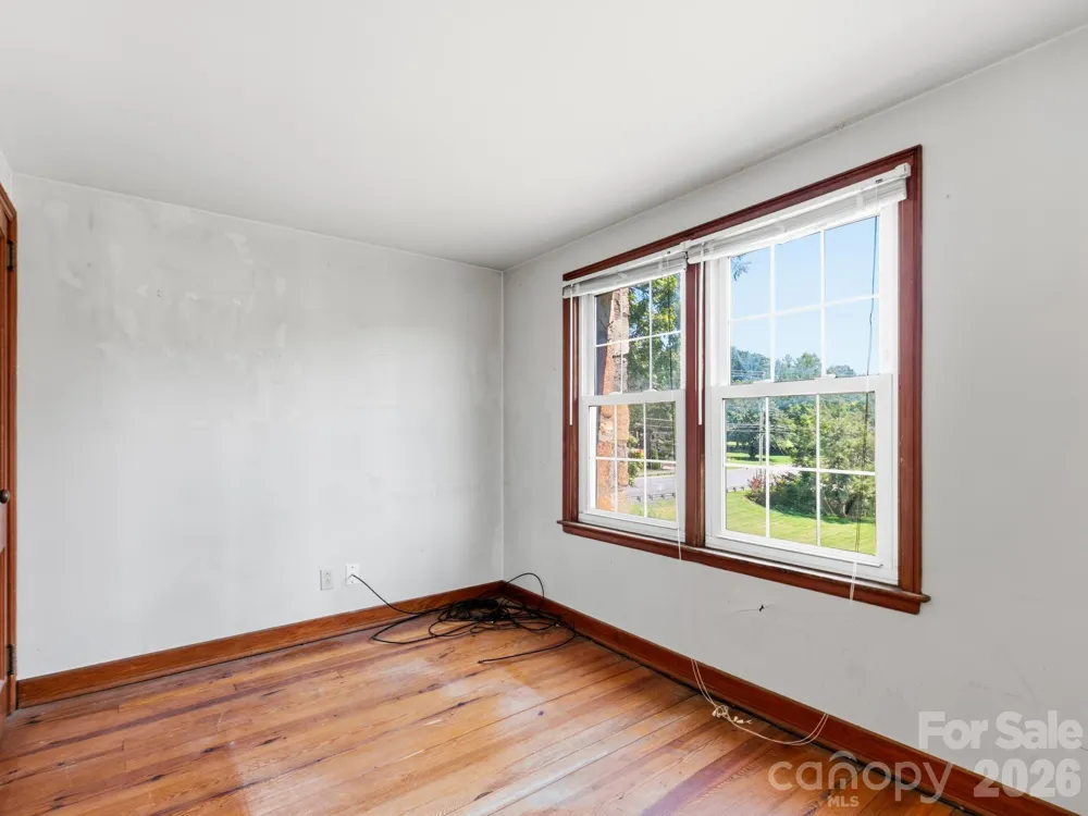 1279 Charlotte Highway Fairview, NC 28730
