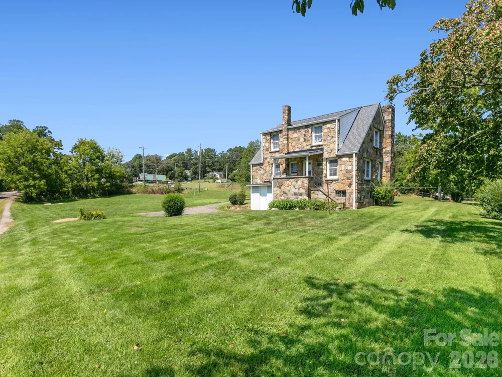 1279 Charlotte Highway Fairview, NC 28730