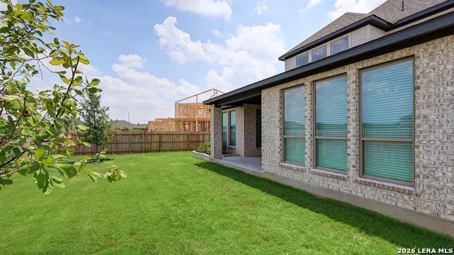 137 Cherrybark Oak Castroville, TX 78009