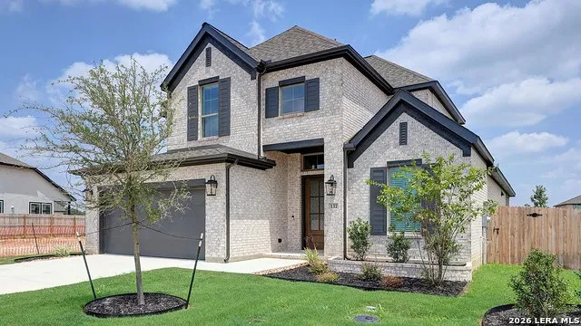137 Cherrybark Oak Castroville, TX 78009