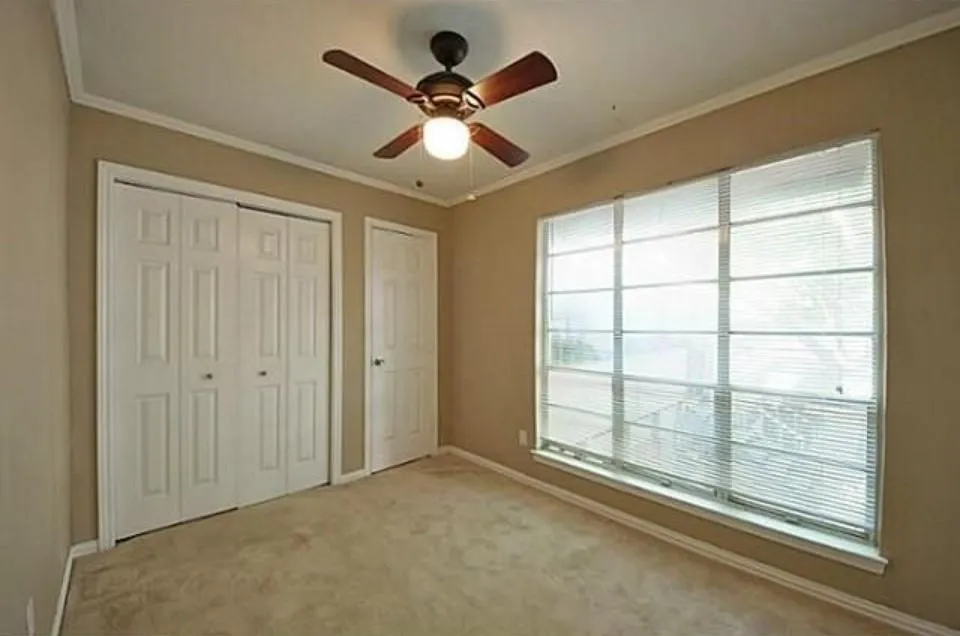 10594 High Hollows Drive #290 Dallas, TX 75230
