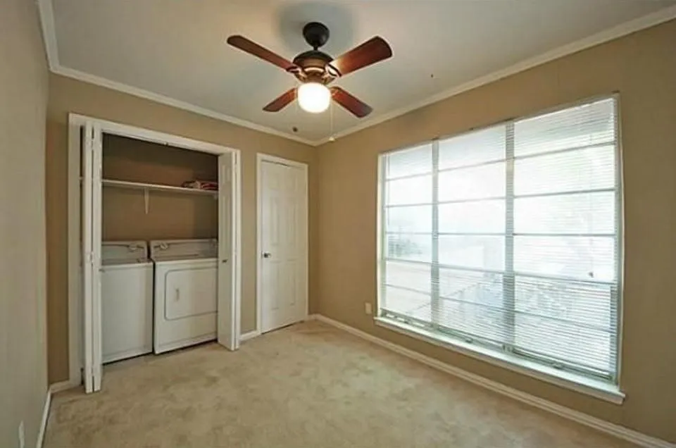 10594 High Hollows Drive #290 Dallas, TX 75230