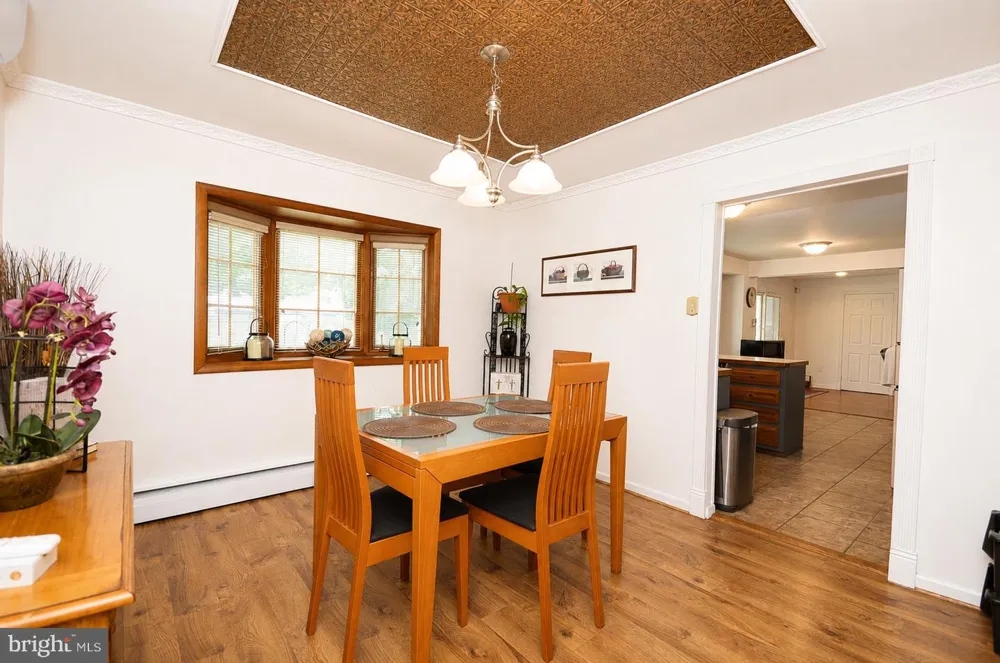 1091 LOG COLLEGE DRIVE Warminster, PA 18974