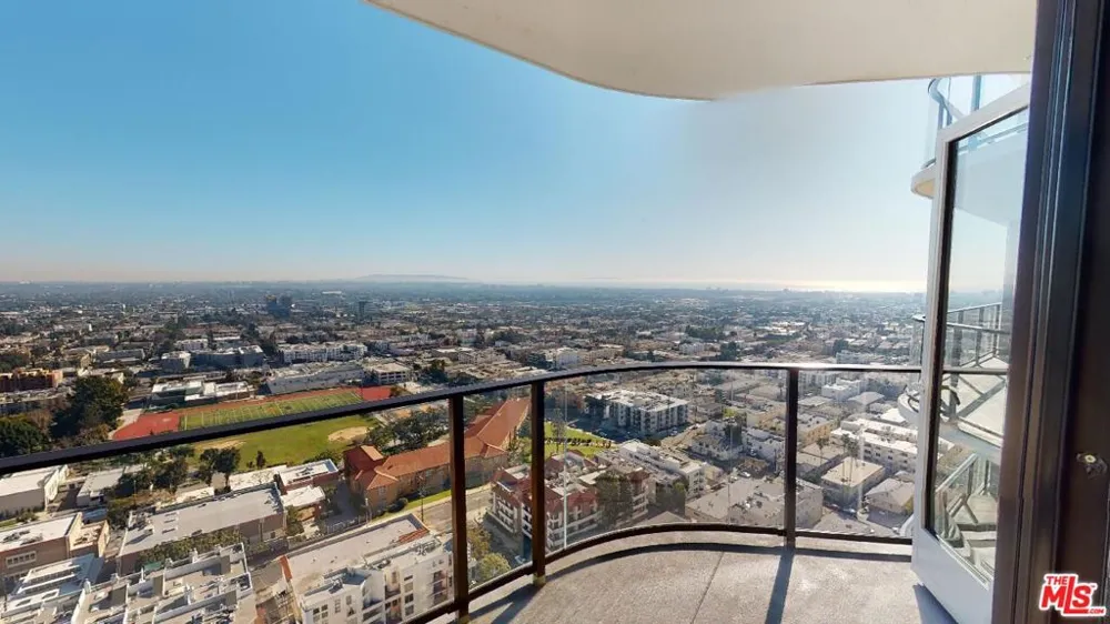11750 Wilshire Boulevard #1906 Los Angeles, CA 90025