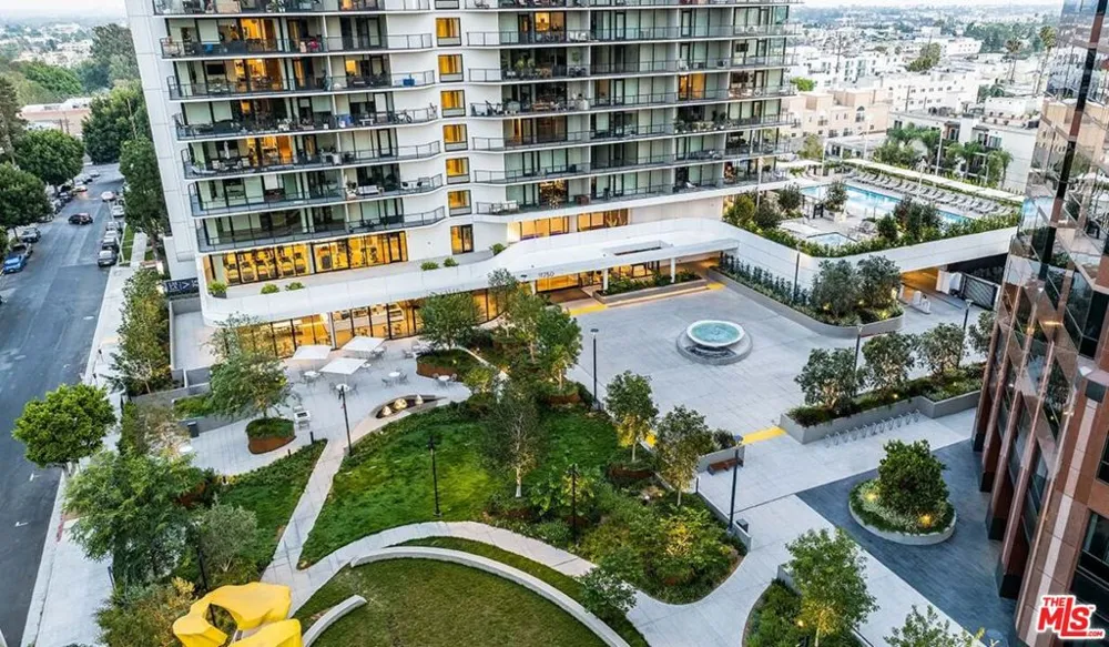 11750 Wilshire Boulevard #1906 Los Angeles, CA 90025