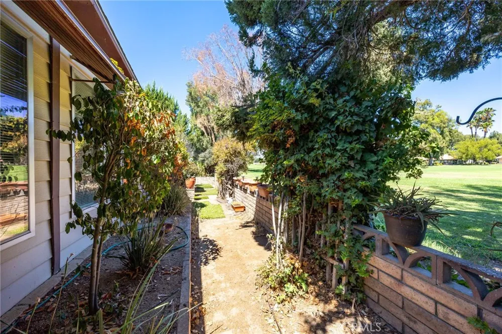 1280 Brentwood Hemet, CA 92545