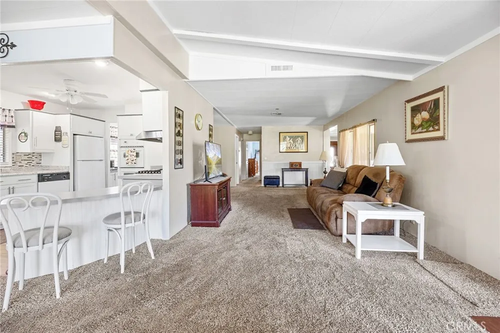 1280 Brentwood Hemet, CA 92545