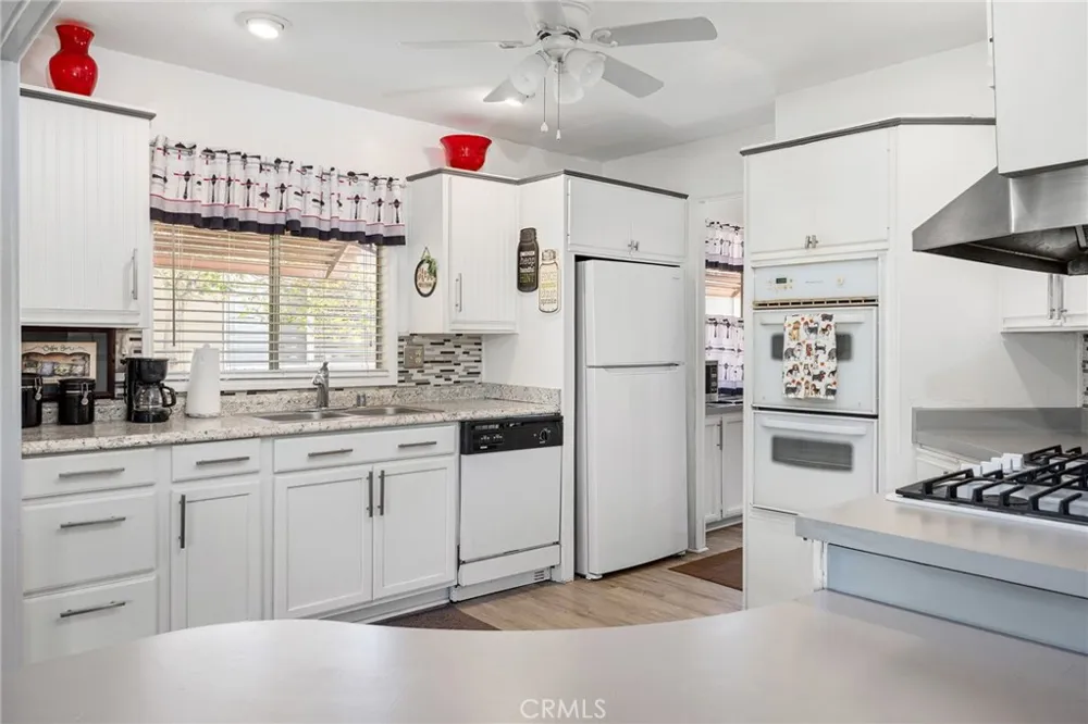 1280 Brentwood Hemet, CA 92545