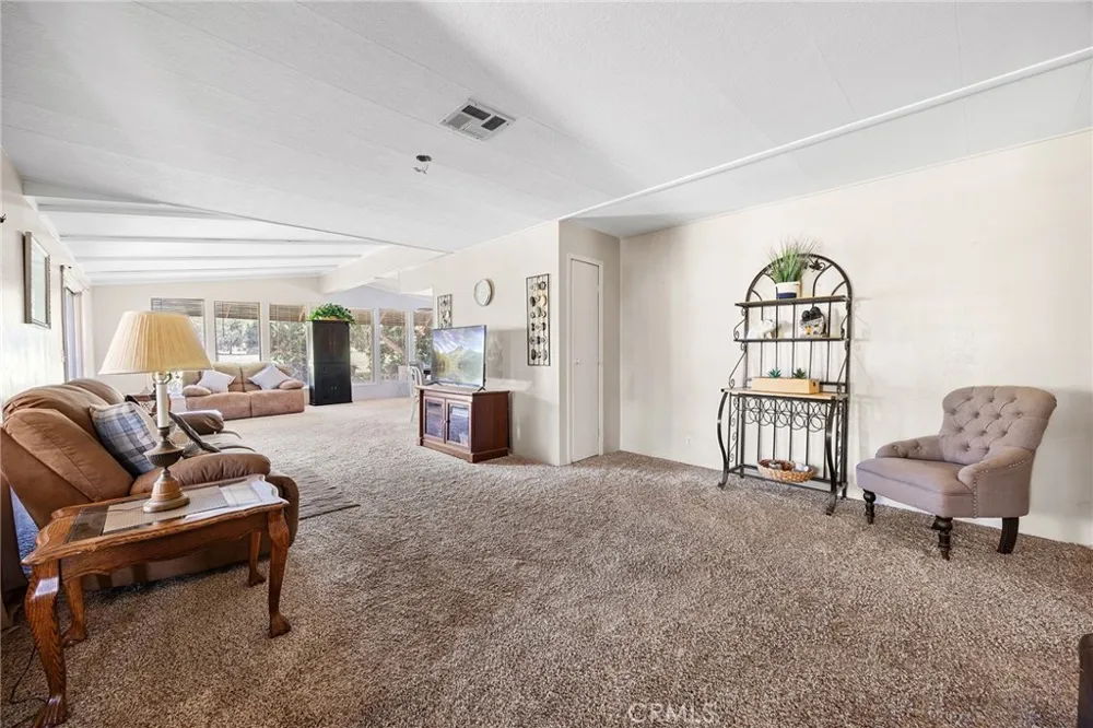 1280 Brentwood Hemet, CA 92545