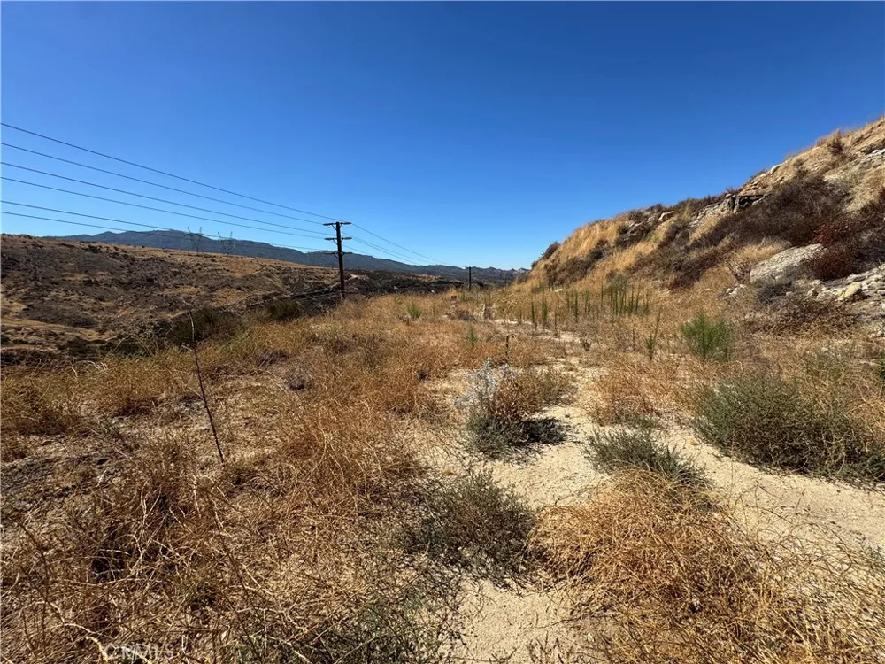 Golden Valley & Sierra Hwy Newhall, CA 91321