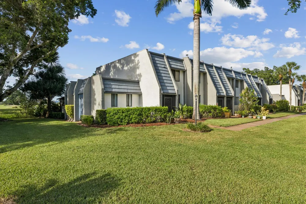 4788 ESEDRA COURT Lake Worth, FL 33467