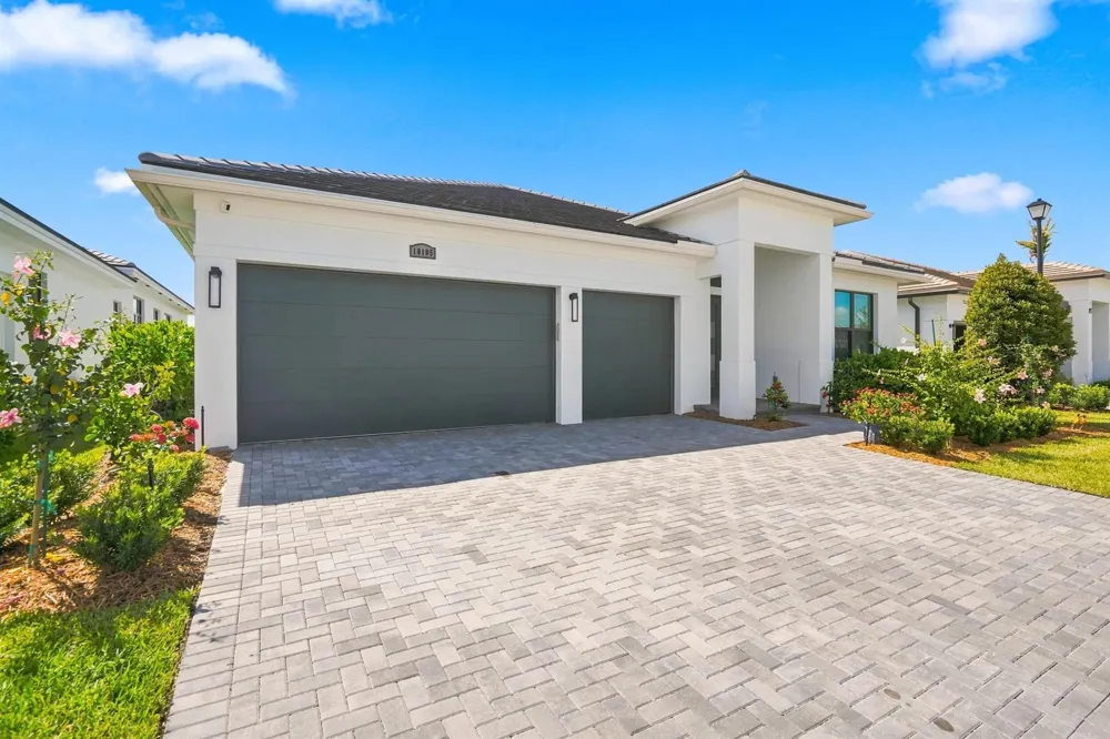 10105 SW Latium Way Port St. Lucie, FL 34987