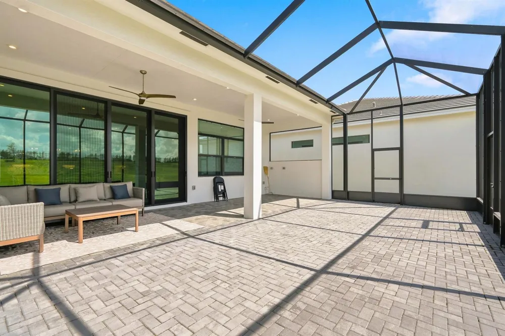 10105 SW Latium Way Port St. Lucie, FL 34987