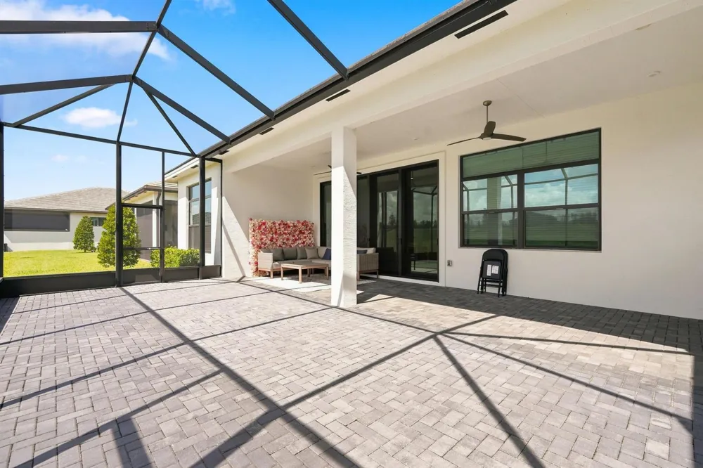 10105 SW Latium Way Port St. Lucie, FL 34987