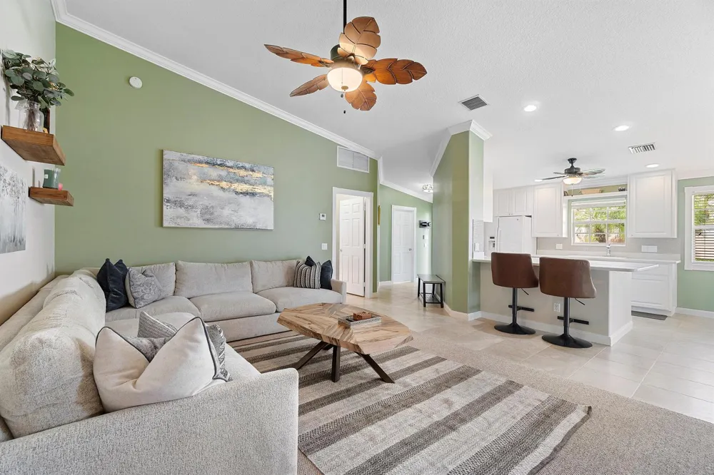 8475 Quito Place Wellington, FL 33414